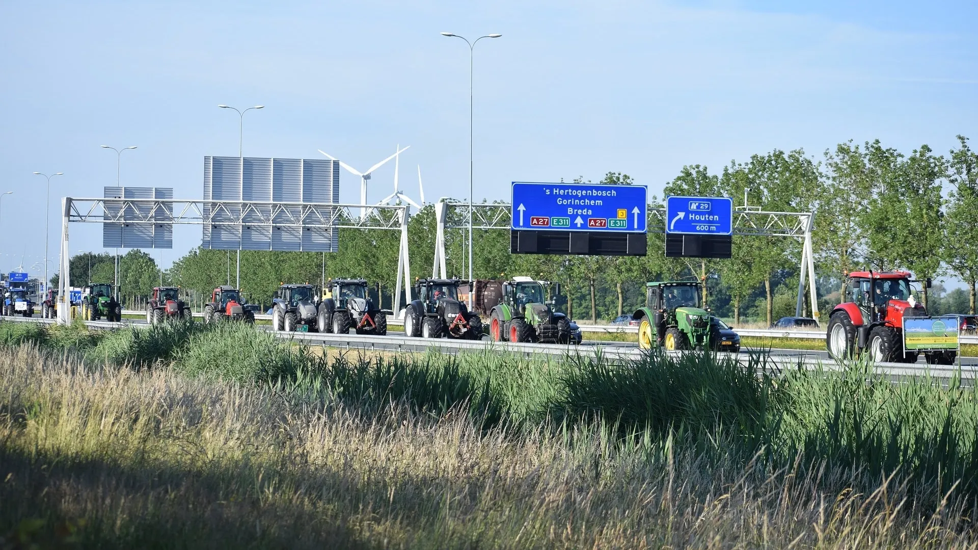 Tractor 7284034_1920 Min